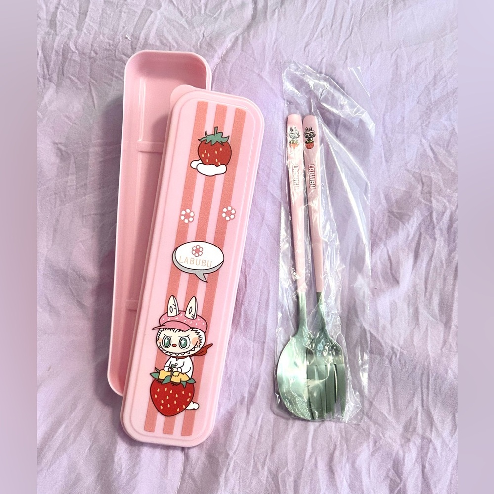 Labubu Utensil Set - Picture 2 of 2